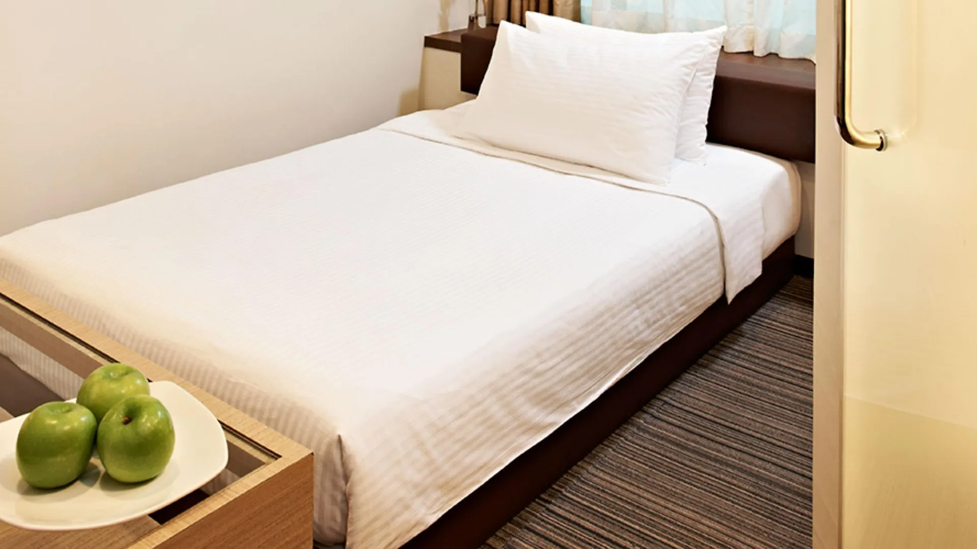 Aqueen Hotel Lavender 싱가포르 3*,