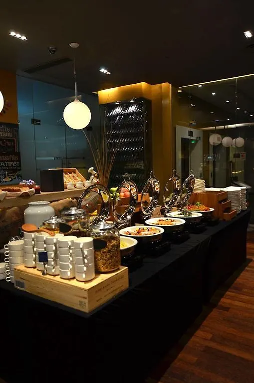 Aqueen Hotel Lavender 싱가포르 3*,  싱가포르